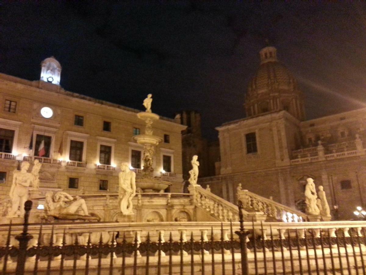 Penthouse Luxury Quattro Canti Palermo Exterior photo
